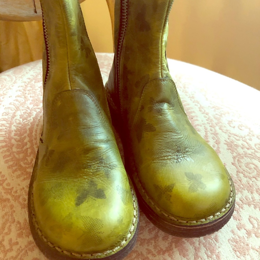 PePe girls boots Sz30